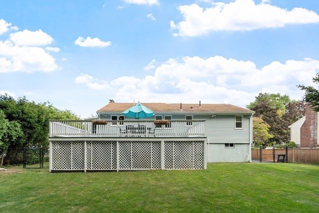 12 Mansfield Street, Peabody, MA 01960