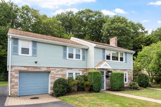 12 Mansfield Street, Peabody, MA 01960