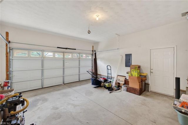 2672 Einstein DR, Virginia Beach, VA 23456