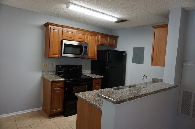 732 SECRET HARBOR LANE 100, Lake Mary, FL 32746