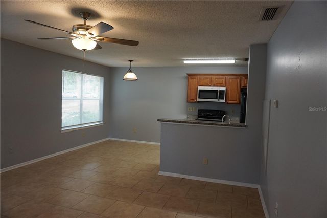 732 SECRET HARBOR LANE 100, Lake Mary, FL 32746