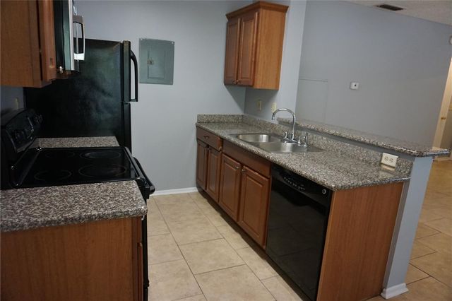 732 SECRET HARBOR LANE 100, Lake Mary, FL 32746