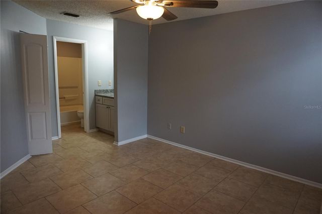 732 SECRET HARBOR LANE 100, Lake Mary, FL 32746