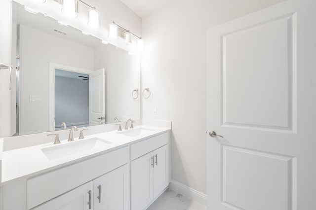 9707 Thorncrown Lane, Fort Worth, TX 76179