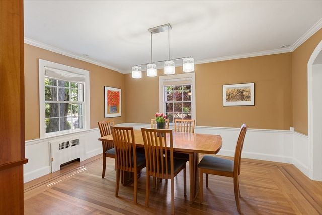 10 Hillsdale Rd, Arlington, MA 02476