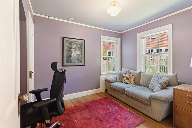 10 Hillsdale Rd, Arlington, MA 02476