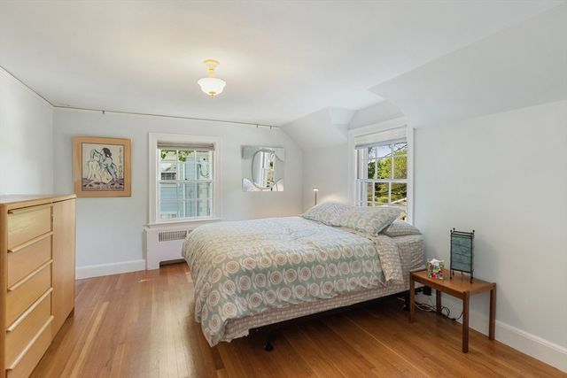 10 Hillsdale Rd, Arlington, MA 02476