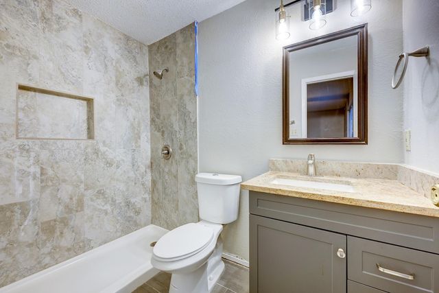 6300 Capriola DR, Austin, TX 78745