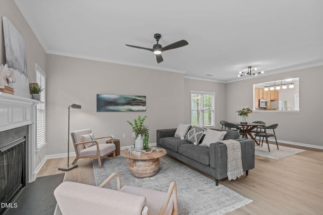 1048 Mica Lamp Court, Apex, NC 27502