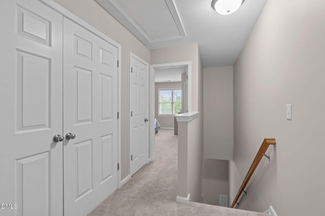 1048 Mica Lamp Court, Apex, NC 27502