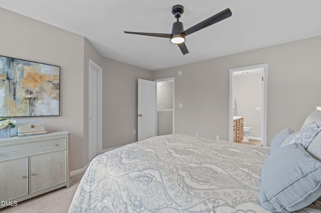 1048 Mica Lamp Court, Apex, NC 27502