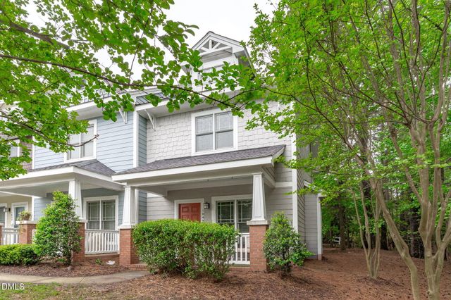 1048 Mica Lamp Court, Apex, NC 27502