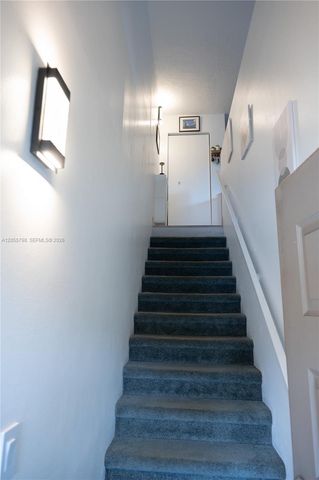 508 Gardens Dr 202, Pompano Beach, FL 33069