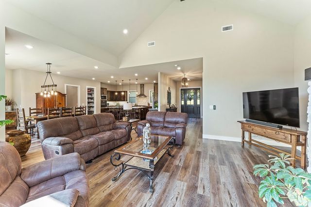 19840 Groth Road, Springdale, AR 72764