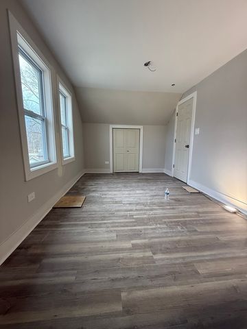 16913 Jodave Avenue, Hazel Crest, IL 60429