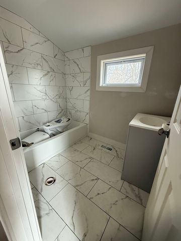 16913 Jodave Avenue, Hazel Crest, IL 60429