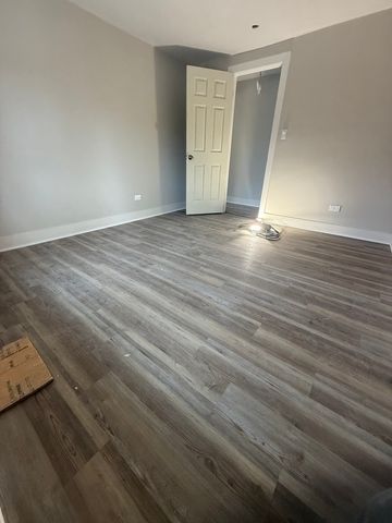 16913 Jodave Avenue, Hazel Crest, IL 60429