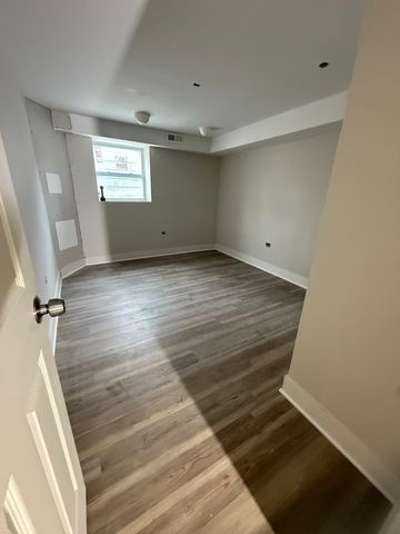 16913 Jodave Avenue, Hazel Crest, IL 60429