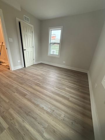 16913 Jodave Avenue, Hazel Crest, IL 60429