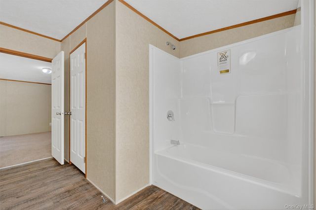 280 Fawn Walden Circle, Walden, NY 12586