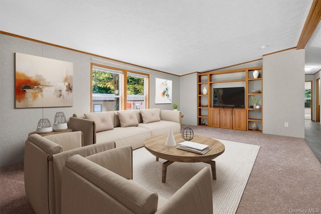 280 Fawn Walden Circle, Walden, NY 12586