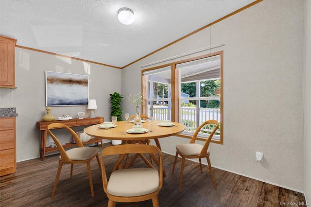 280 Fawn Walden Circle, Walden, NY 12586