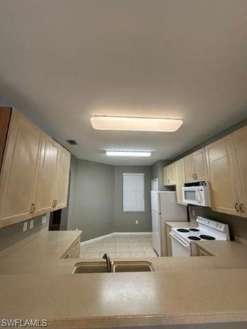 14732 Sutherland AVE # 332, Naples, FL 34120