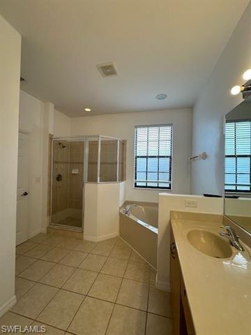 14732 Sutherland AVE # 332, Naples, FL 34120