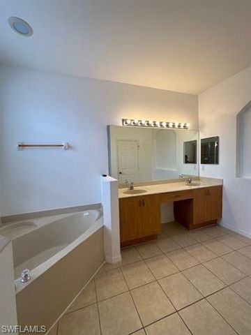 14732 Sutherland AVE # 332, Naples, FL 34120