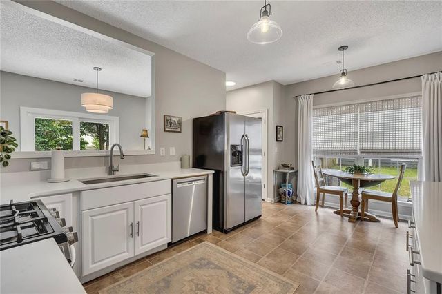 617 Lullingstone Drive SE, Marietta, GA 30067
