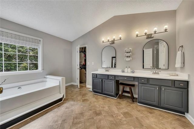 617 Lullingstone Drive SE, Marietta, GA 30067