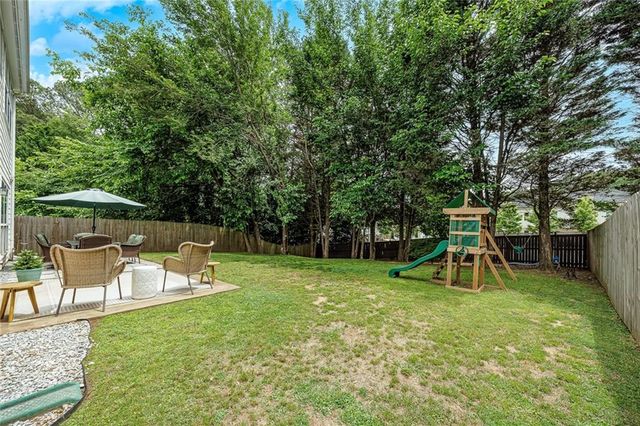 617 Lullingstone Drive SE, Marietta, GA 30067