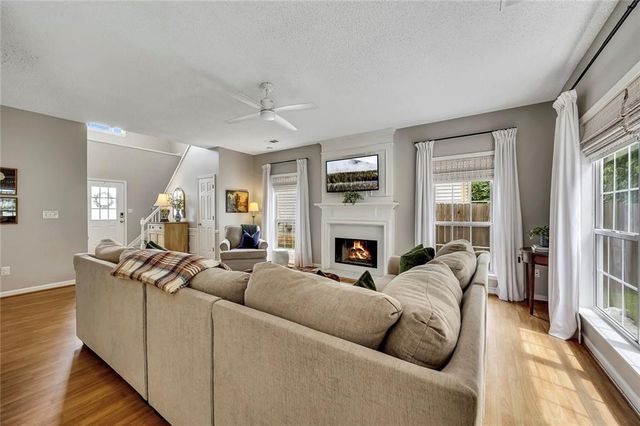 617 Lullingstone Drive SE, Marietta, GA 30067