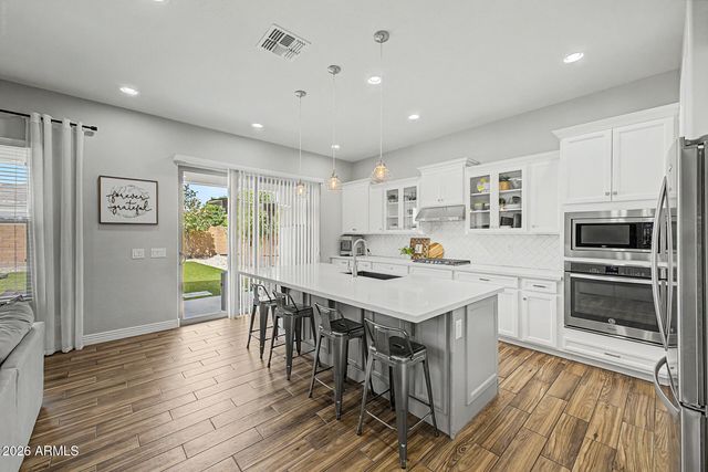10728 E PALLADIUM Drive, Mesa, AZ 85212