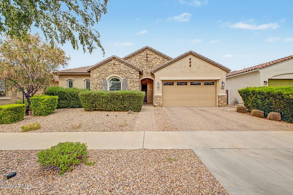 10728 E PALLADIUM Drive, Mesa, AZ 85212
