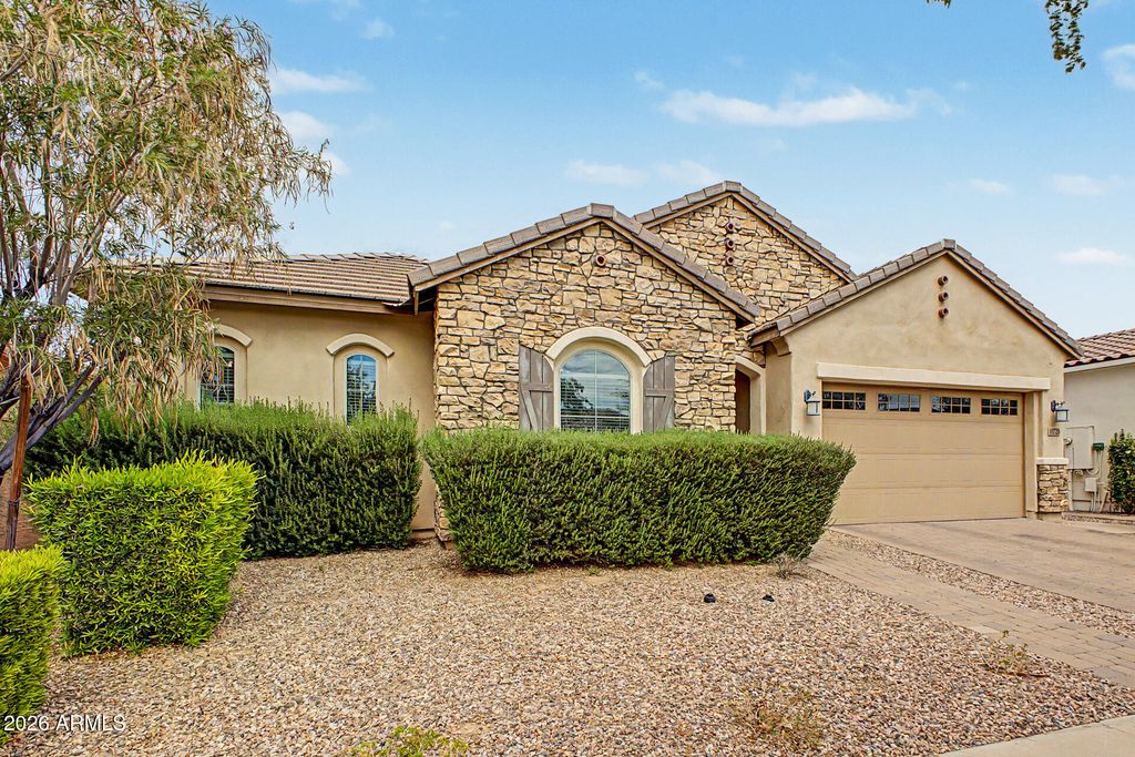 10728 E PALLADIUM Drive, Mesa, AZ 85212 — photo 3