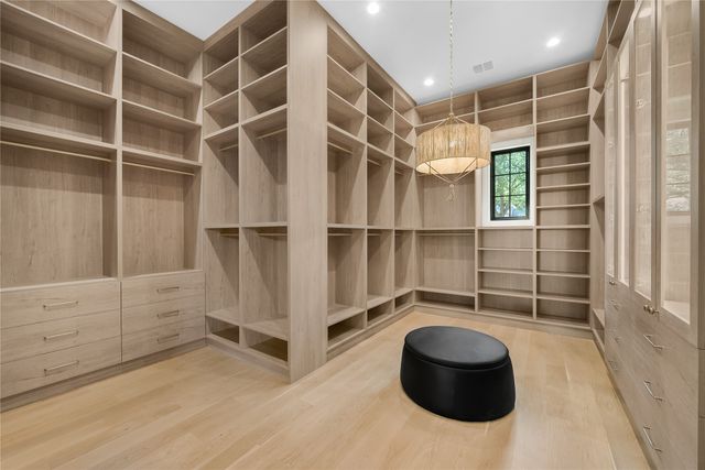 6924 Redstart Lane, Dallas, TX 75214
