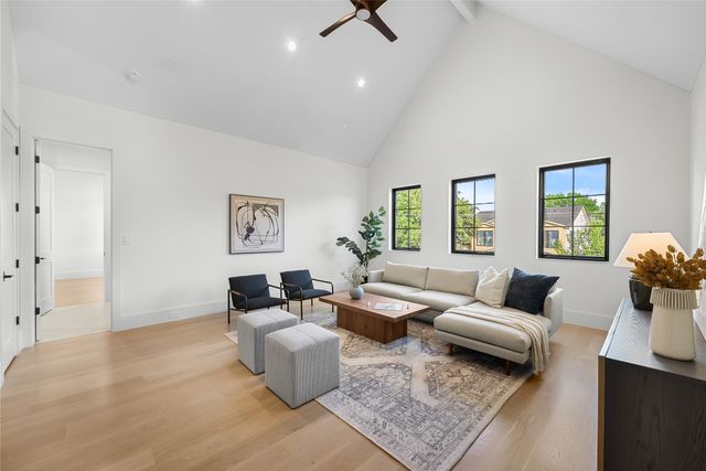 6924 Redstart Lane, Dallas, TX 75214