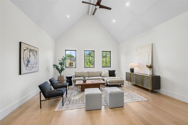 6924 Redstart Lane, Dallas, TX 75214