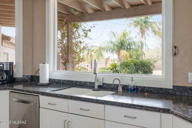 4141 W Camino Del Norte, Tucson, AZ 85742