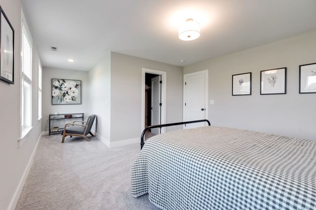 312 Jasmine Park, Hermitage, TN 37076