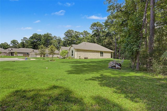3721 Youpon Lane, Huntsville, TX 77340