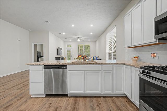 3721 Youpon Lane, Huntsville, TX 77340