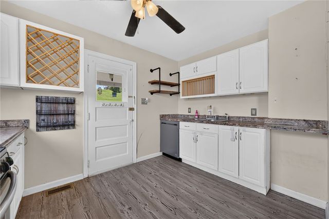 13 Washington Ave, North Irwin, PA 15642