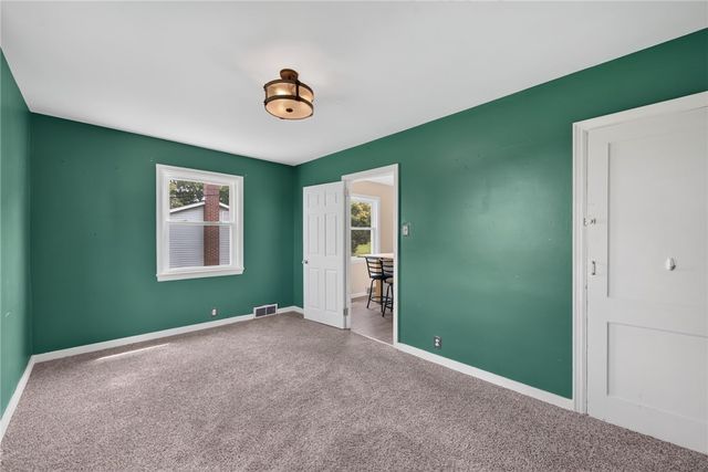 13 Washington Ave, North Irwin, PA 15642