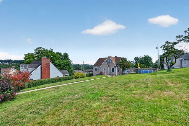 13 Washington Ave, North Irwin, PA 15642