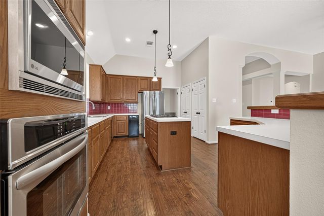 3215 Quiet Lake Drive, Katy, TX 77450