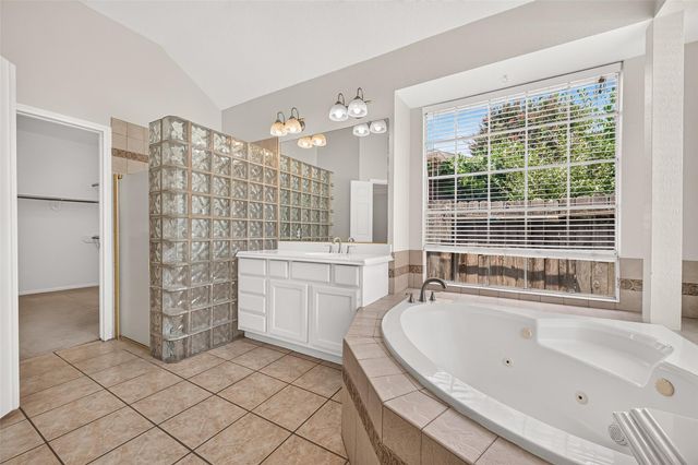 3215 Quiet Lake Drive, Katy, TX 77450