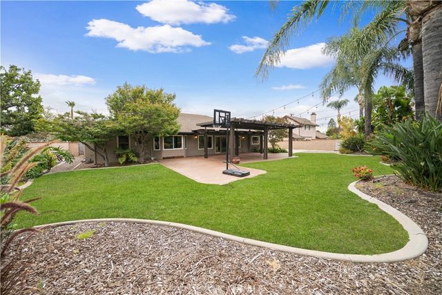 9522 Orange Street, Rancho Cucamonga, CA 91737
