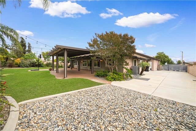 9522 Orange Street, Rancho Cucamonga, CA 91737